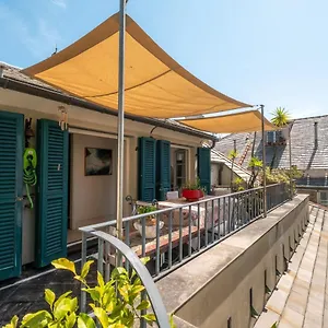 Attico Palazzo Giustiniani Bed & Breakfast Genua