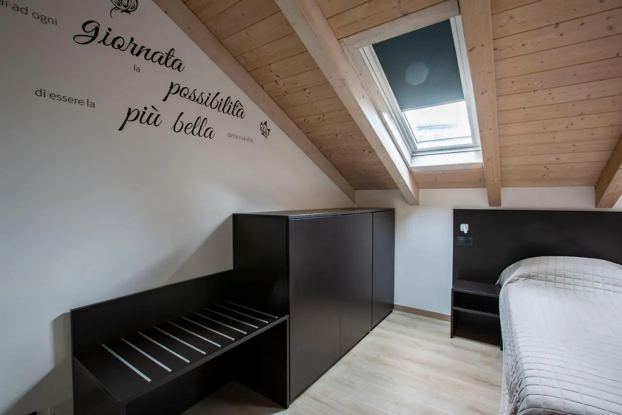 Il B&B Di Piazza Motta Albese Con Cassano Bed & Breakfast
