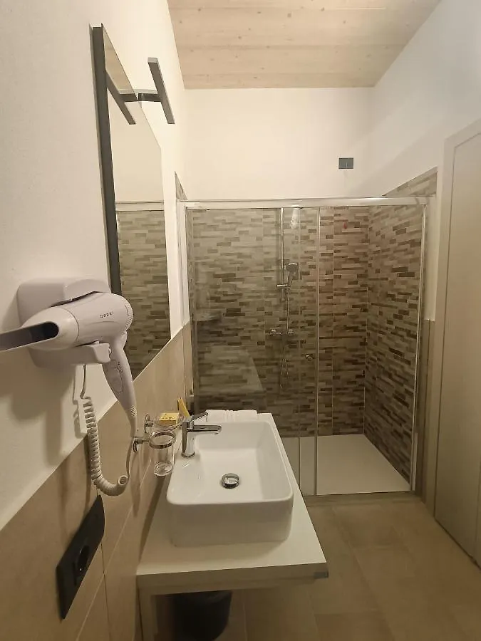 Il B&B Di Piazza Motta Albese Con Cassano Bed & Breakfast