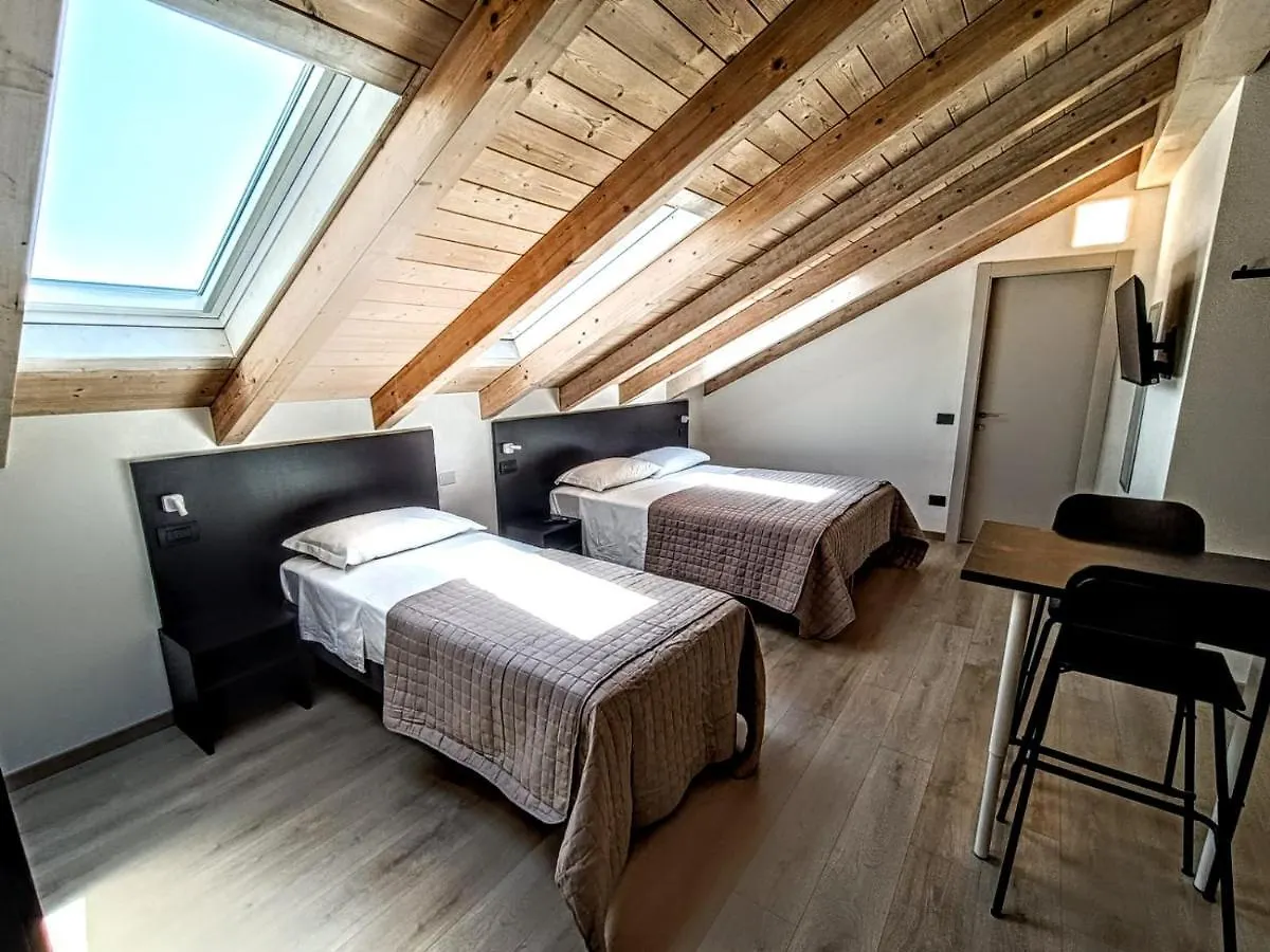 Il B&B Di Piazza Motta Albese Con Cassano