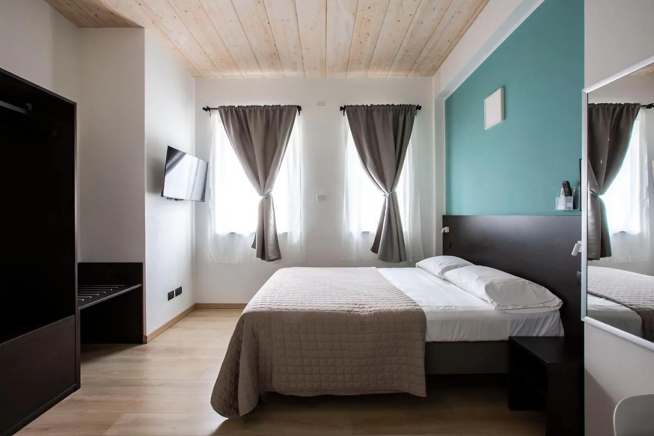 Bed & Breakfast Il B&B Di Piazza Motta Albese Con Cassano